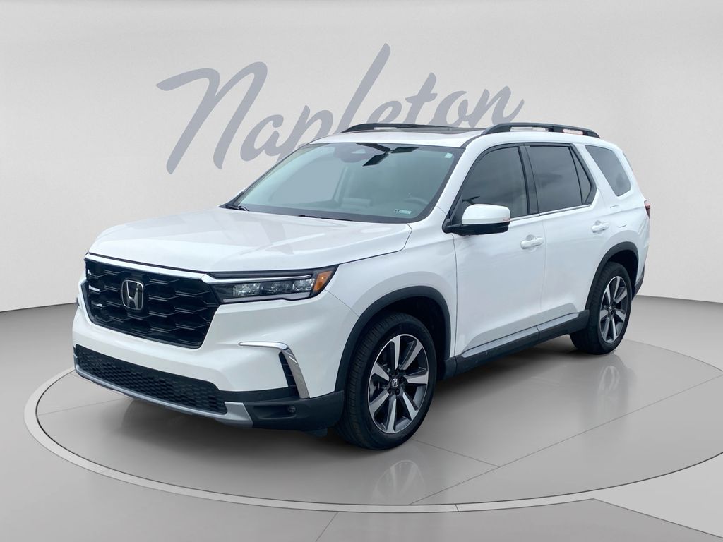 Platinum White Pearl 2025 Honda Pilot SUV / Crossover Front-Wheel Drive Automatic