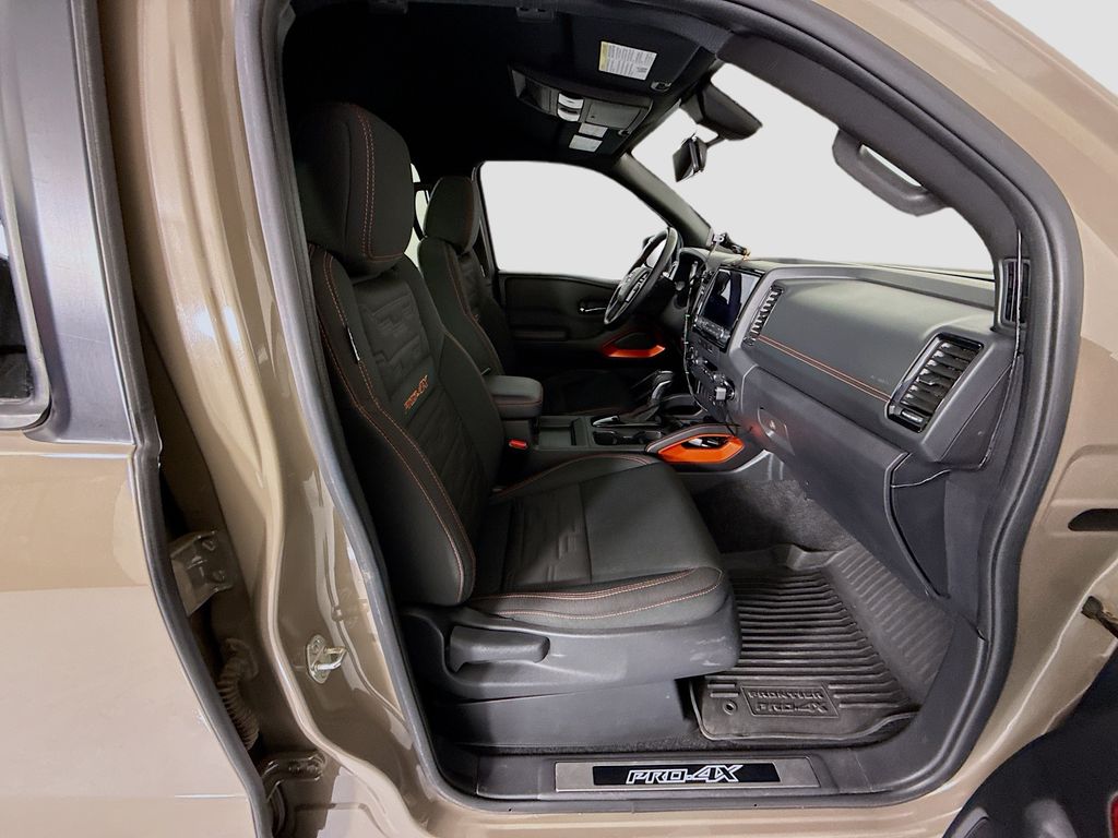 Thumbnail: 2023 Nissan Frontier - 20