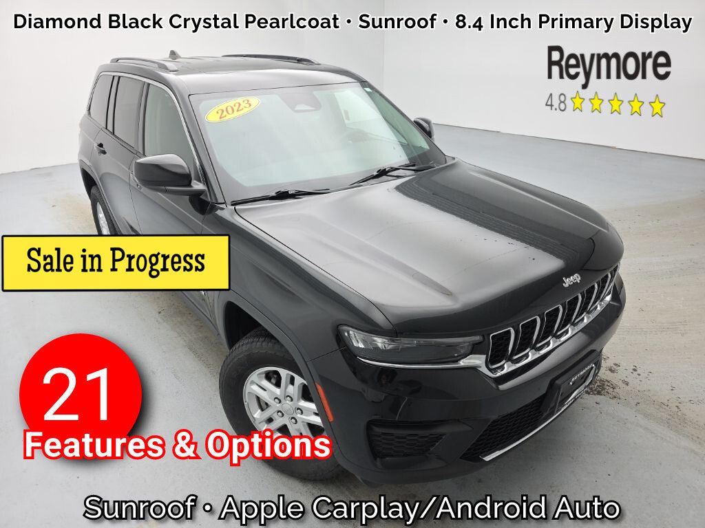 2023 Jeep Grand Cherokee Laredo 4WD