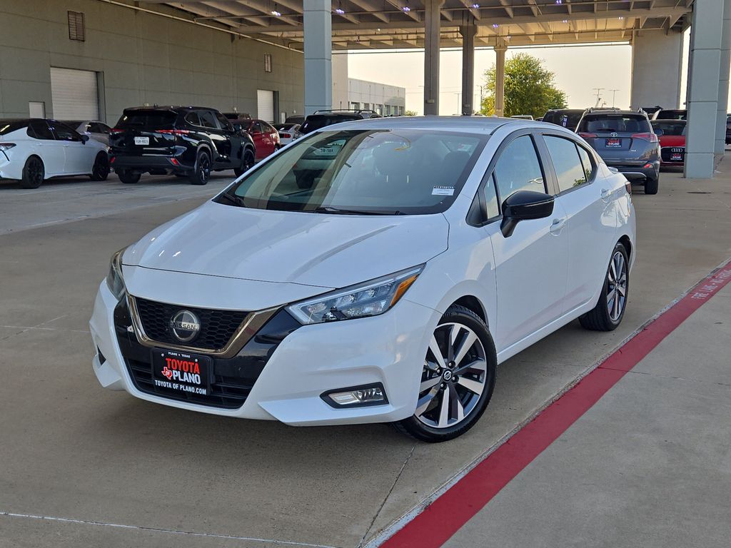 2020 Nissan Versa SR FWD