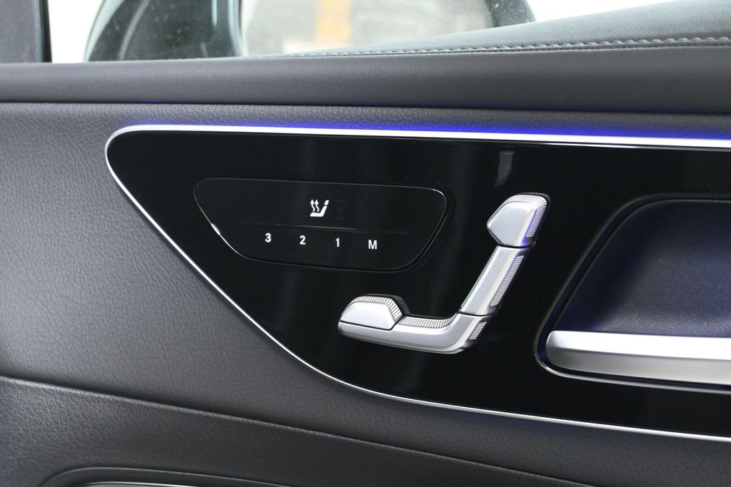 Thumbnail: 2026 Mercedes-Benz GLC - 22