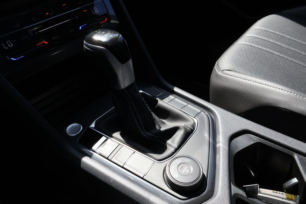 2022 Volkswagen Tiguan 2.0T 20
