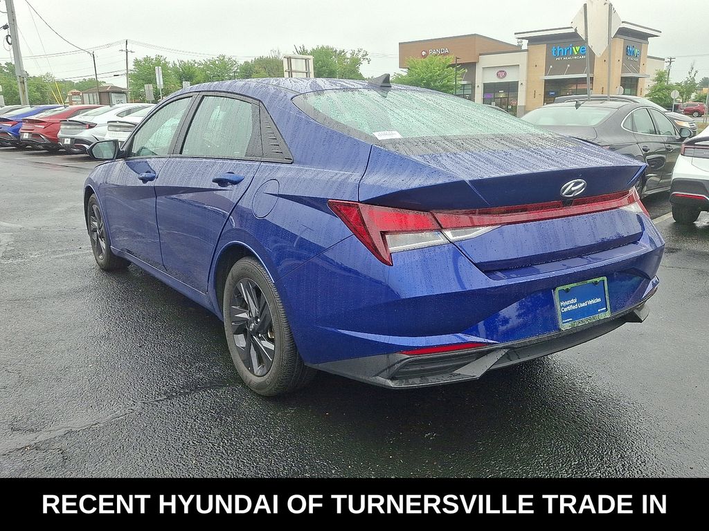 2022 Hyundai Elantra SEL 5