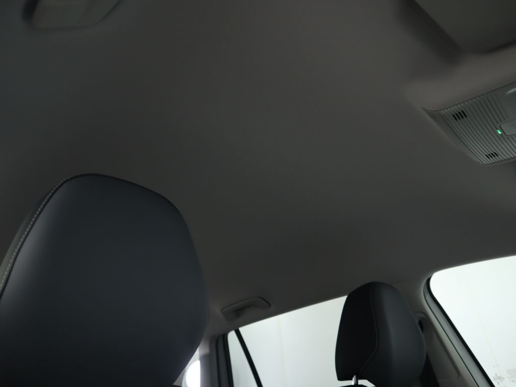 2025 Volkswagen Tiguan 2.0T 19