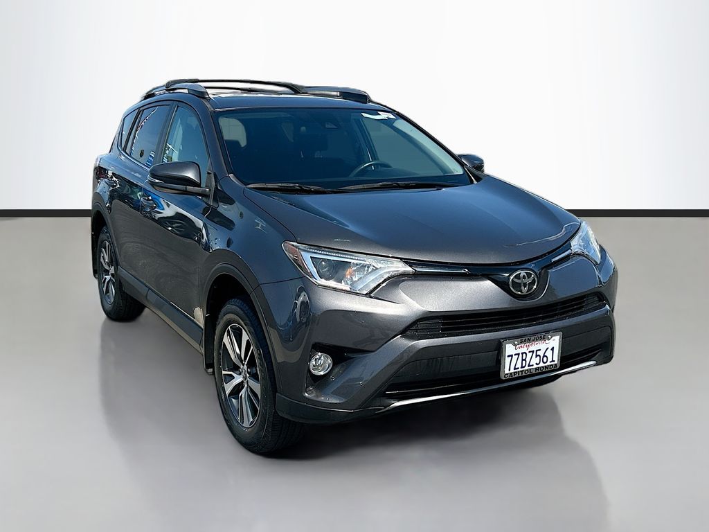Thumbnail: 2017 Toyota RAV4 - 3