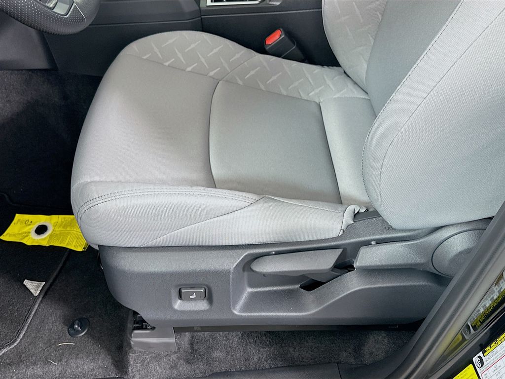 Thumbnail: 2025 Toyota Tacoma - 20