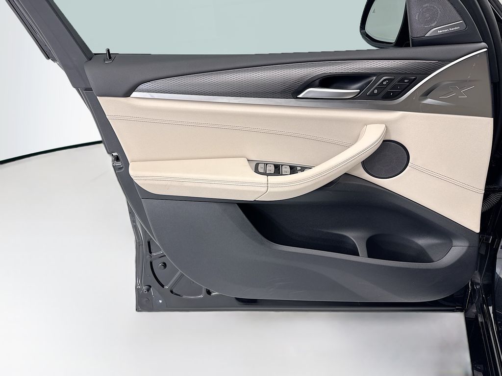 Thumbnail: 2024 BMW X3 - 23