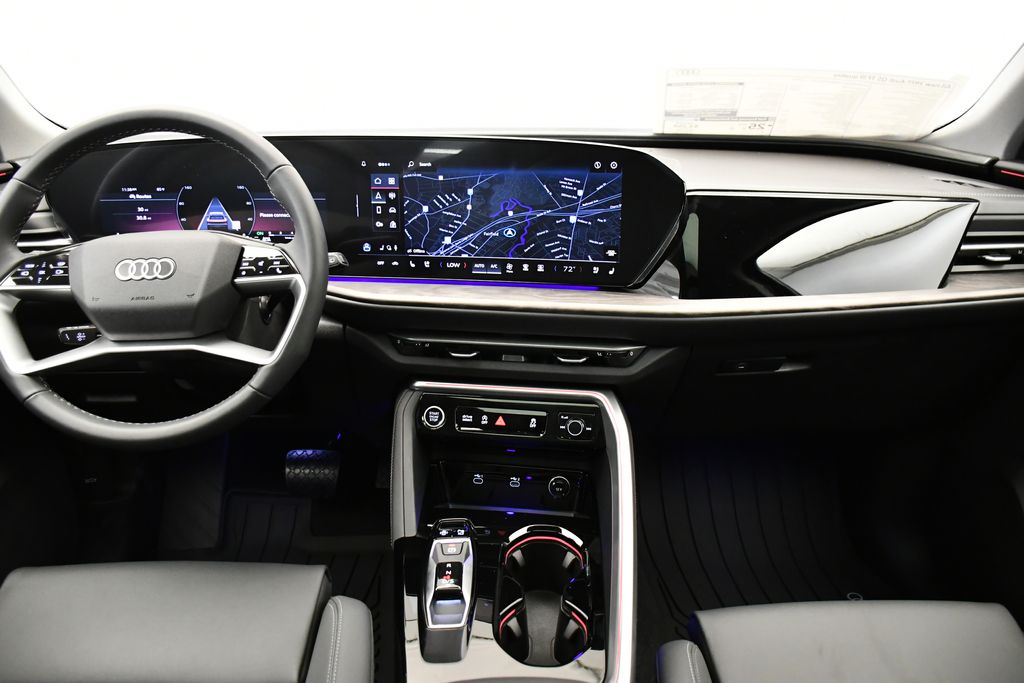 Thumbnail: 2025 Audi Q5 - 19