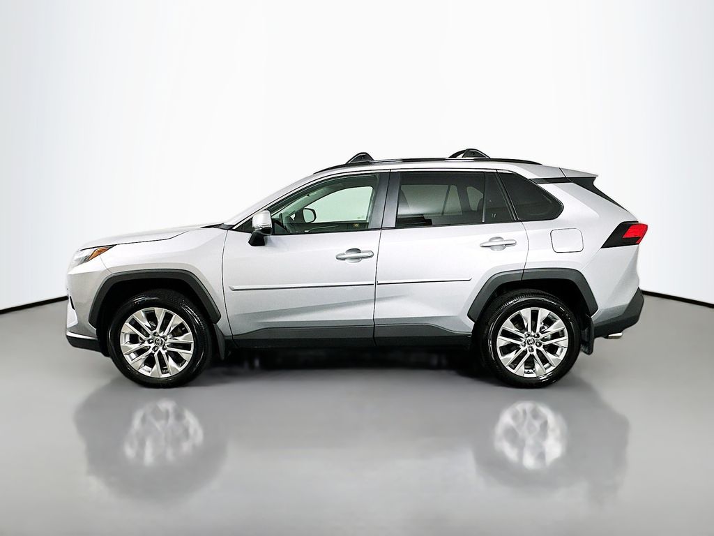 Thumbnail: 2025 Toyota RAV4 - 8