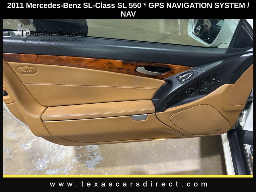 2011 Mercedes-Benz SL-Class SL 550 9