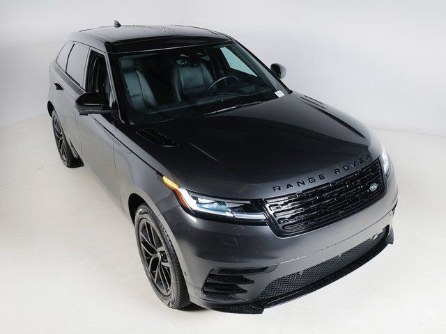 Certified Used 2025 Gray Land Rover Dynamic SE image 28
