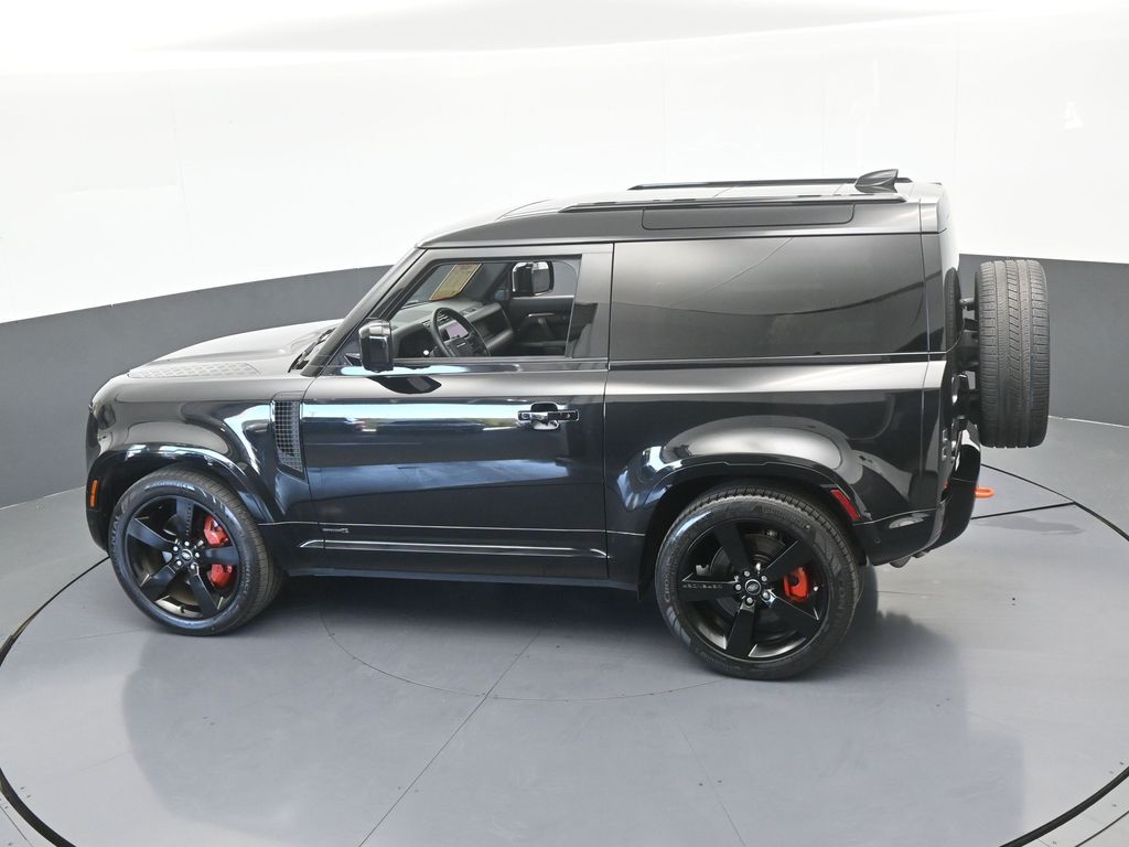 Used 2023 Black Land Rover X image 49
