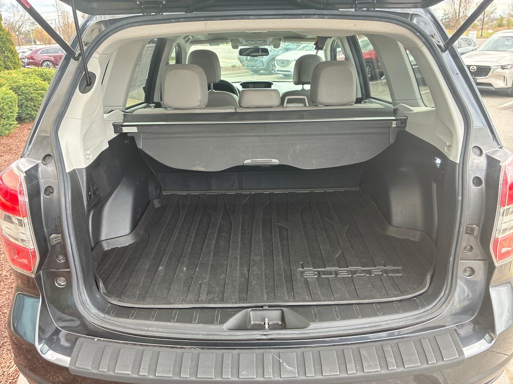 Used 2015 Gray Subaru 2.5i Touring image 30