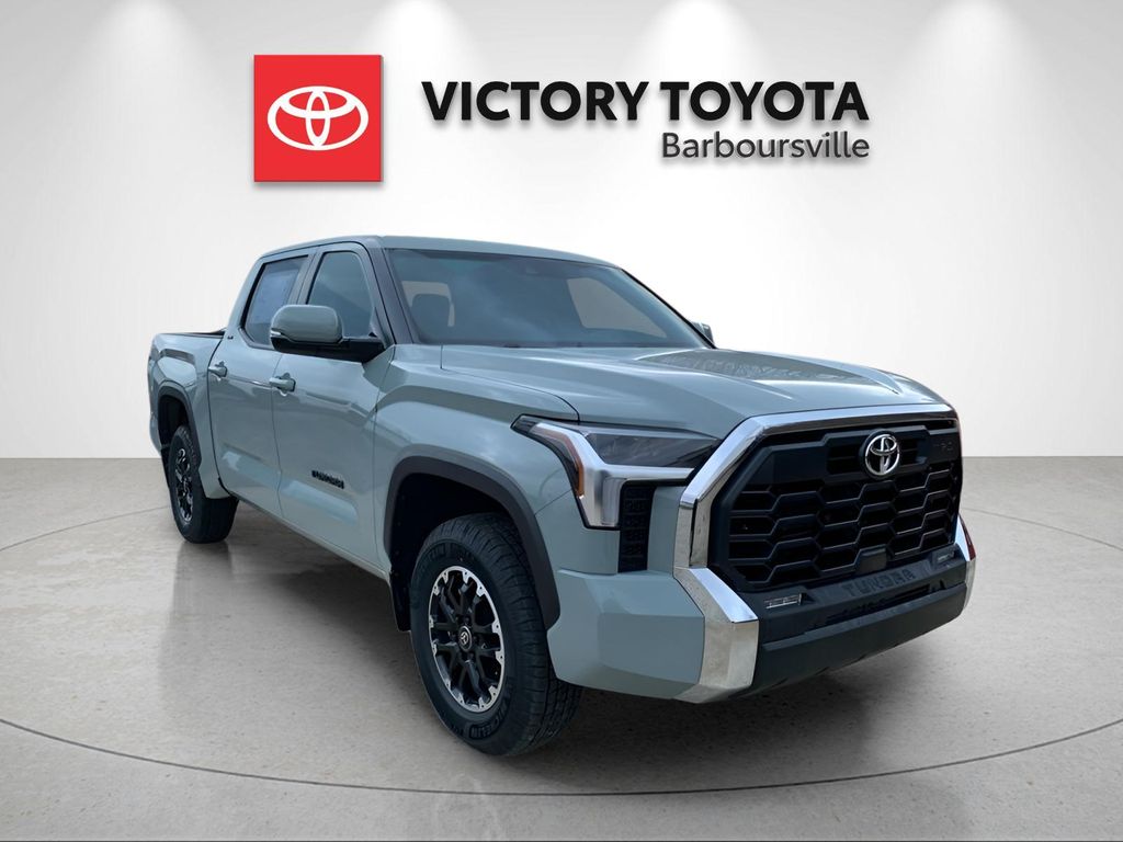 2026 Toyota Tundra SR5 CrewMax Cab 4WD