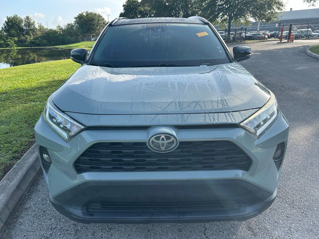 2019 Toyota RAV4 XLE Premium 8