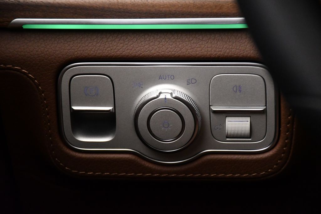 Thumbnail: 2025 Mercedes-Benz GLE - 21