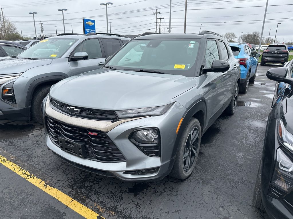 Used 2023 Gray Chevrolet RS image 5