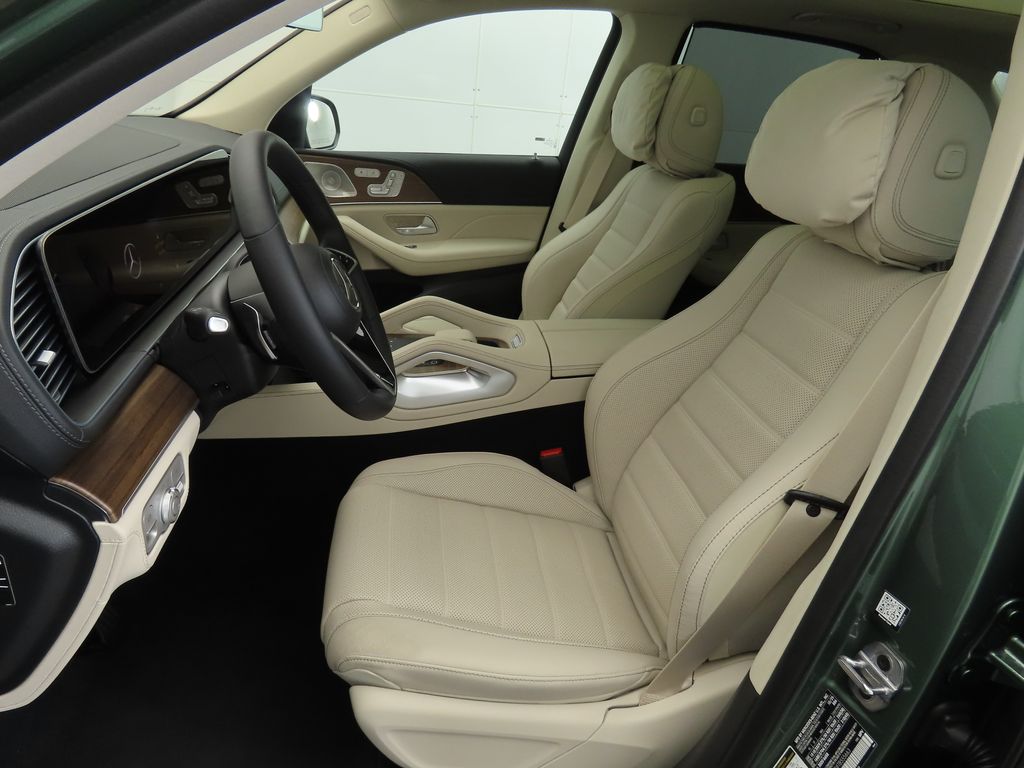 Thumbnail: 2026 Mercedes-Benz GLE - 19