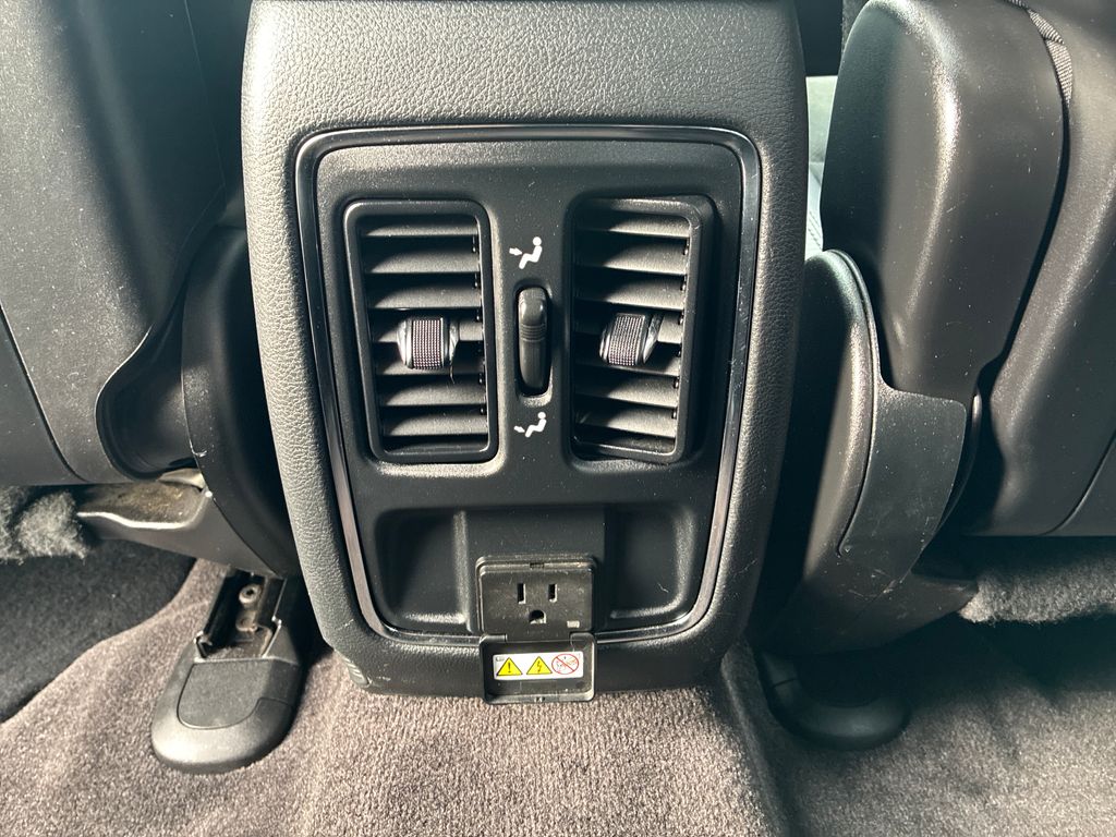 2015 Jeep Grand Cherokee Altitude White at Bob Ruth Ford
