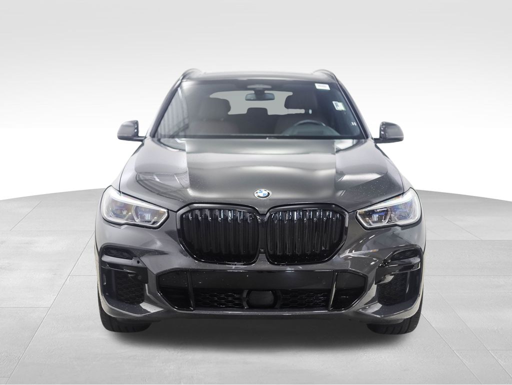 Thumbnail: 2022 BMW X5 - 8
