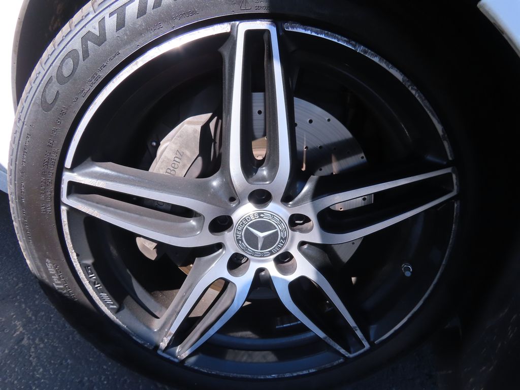 Thumbnail: 2019 Mercedes-Benz E-Class - 18