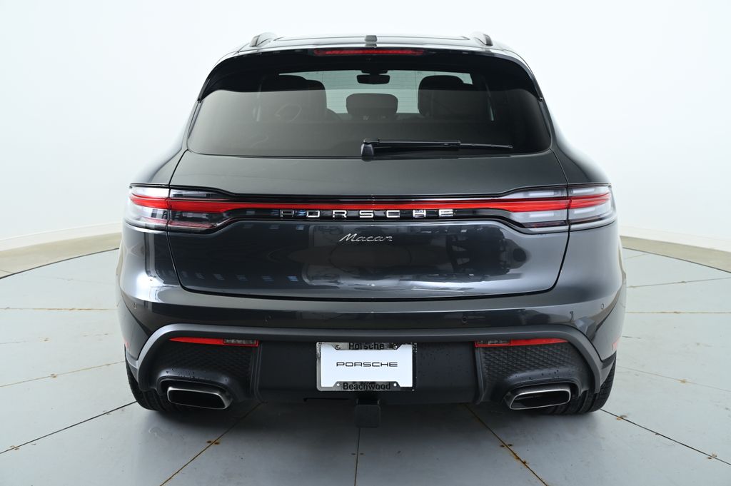 Thumbnail: 2025 Porsche Macan - 6