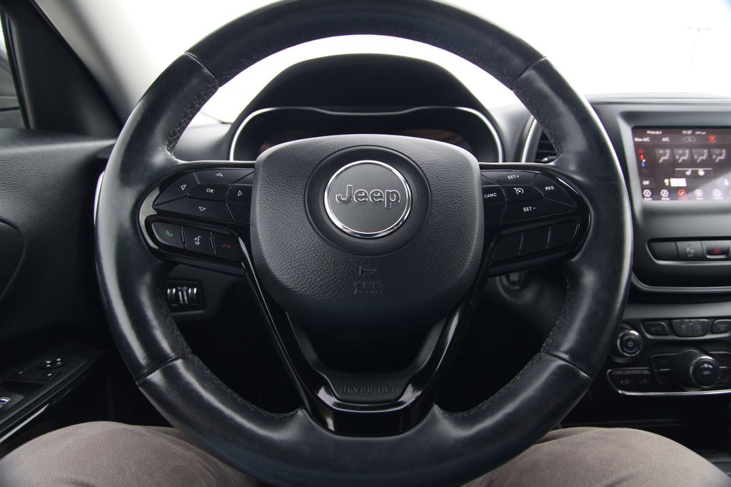Used 2020 Jeep Cherokee SUV