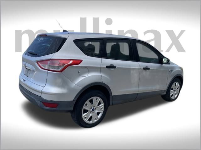 2014 Ford Escape S photo