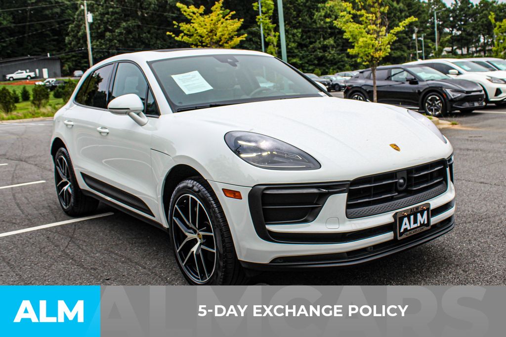 Used 2024 White Porsche Base image 3