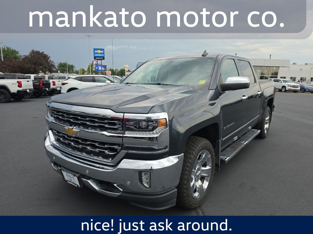 Gray (Graphite Metallic) 2017 Chevrolet Silverado 1500 Pickup Truck Four-Wheel Drive 6-Speed Automatic Overdrive
