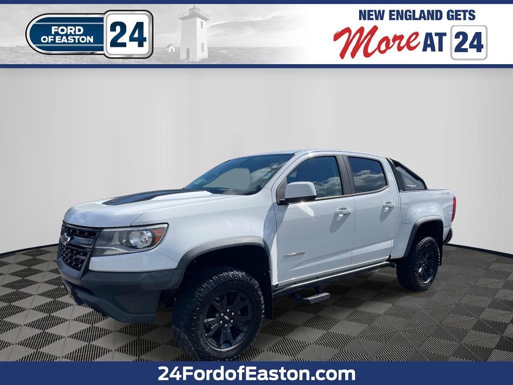 Summit White 2019 Chevrolet Colorado Pickup Truck Four-Wheel Drive 8-Speed Automatic