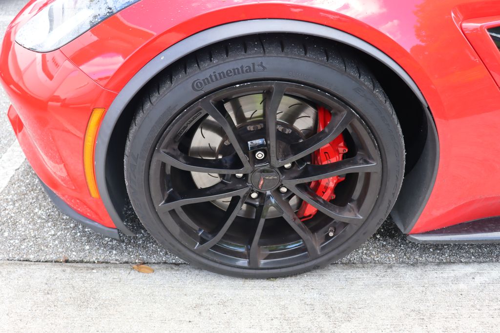 Thumbnail: 2019 Chevrolet Corvette - 4