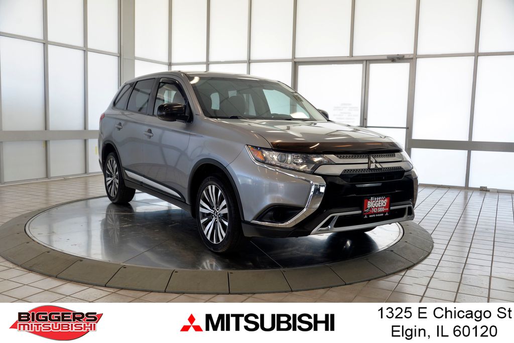 Mercury Gray Metallic 2019 Mitsubishi Outlander ES FWD SUV / Crossover Front-Wheel Drive Continuously Variable Transmission