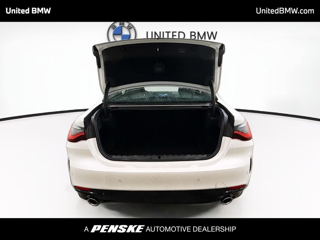 Thumbnail: 2026 BMW 4 Series - 14