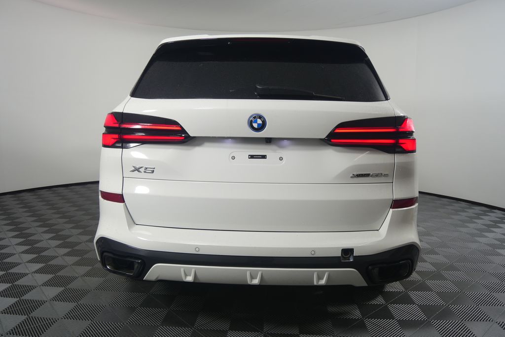 Thumbnail: 2026 BMW X5 - 4