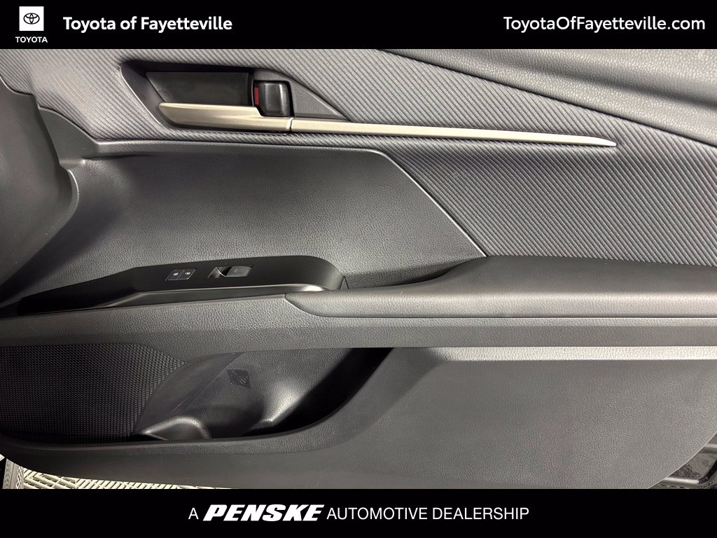 Thumbnail: 2025 Toyota Camry - 24