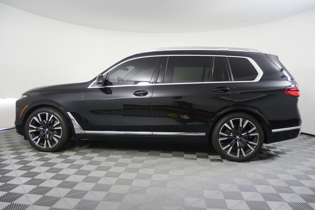 Thumbnail: 2024 BMW X7 - 6