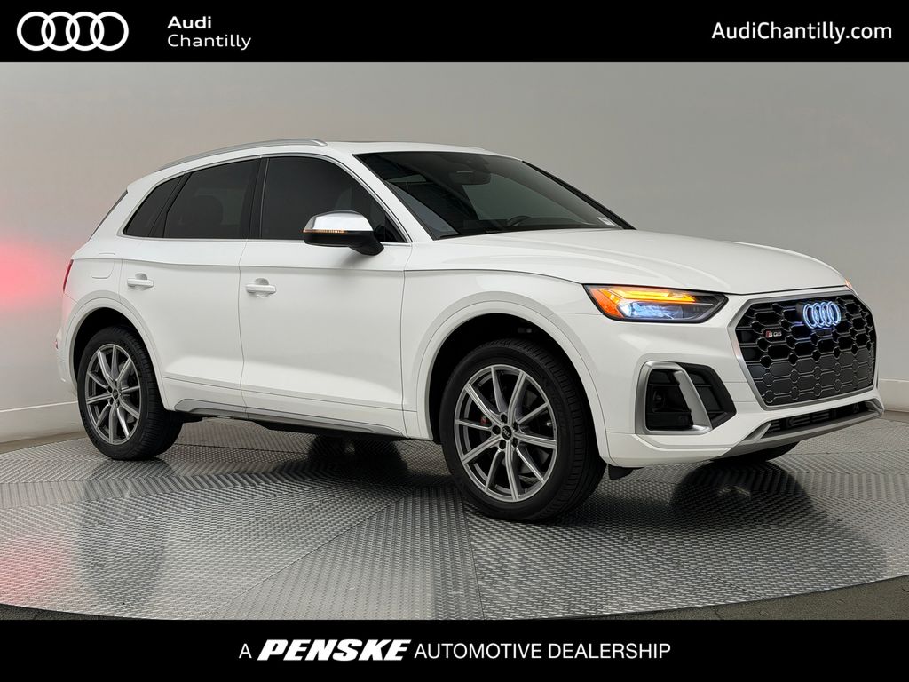 Thumbnail: 2023 Audi SQ5 - 1