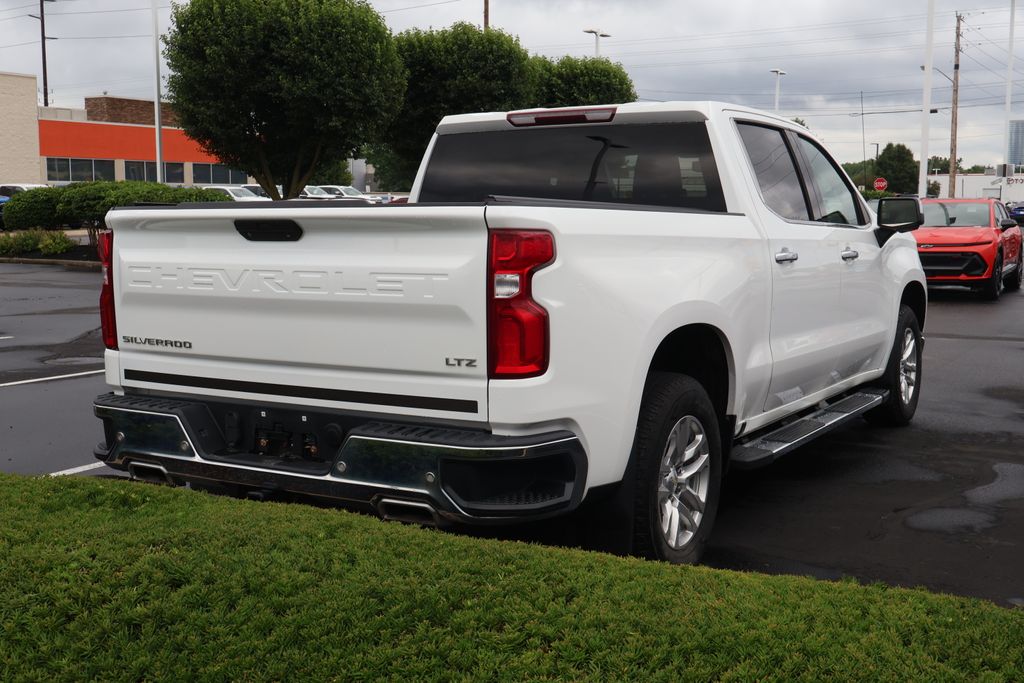 Thumbnail: 2020 Chevrolet Silverado 1500 - 11