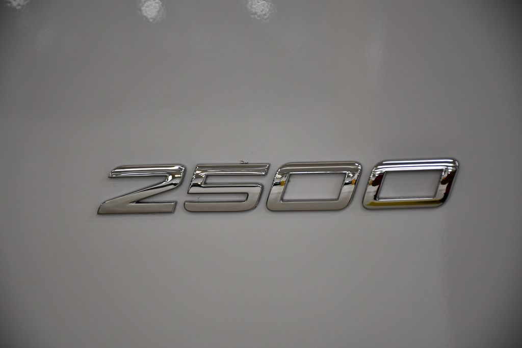 Thumbnail: 2025 Mercedes-Benz Sprinter - 10