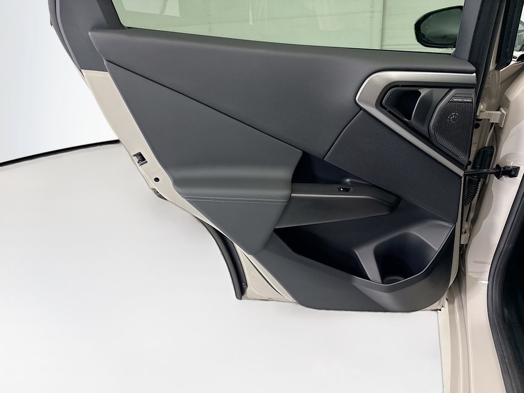 Thumbnail: 2025 BMW X3 - 24