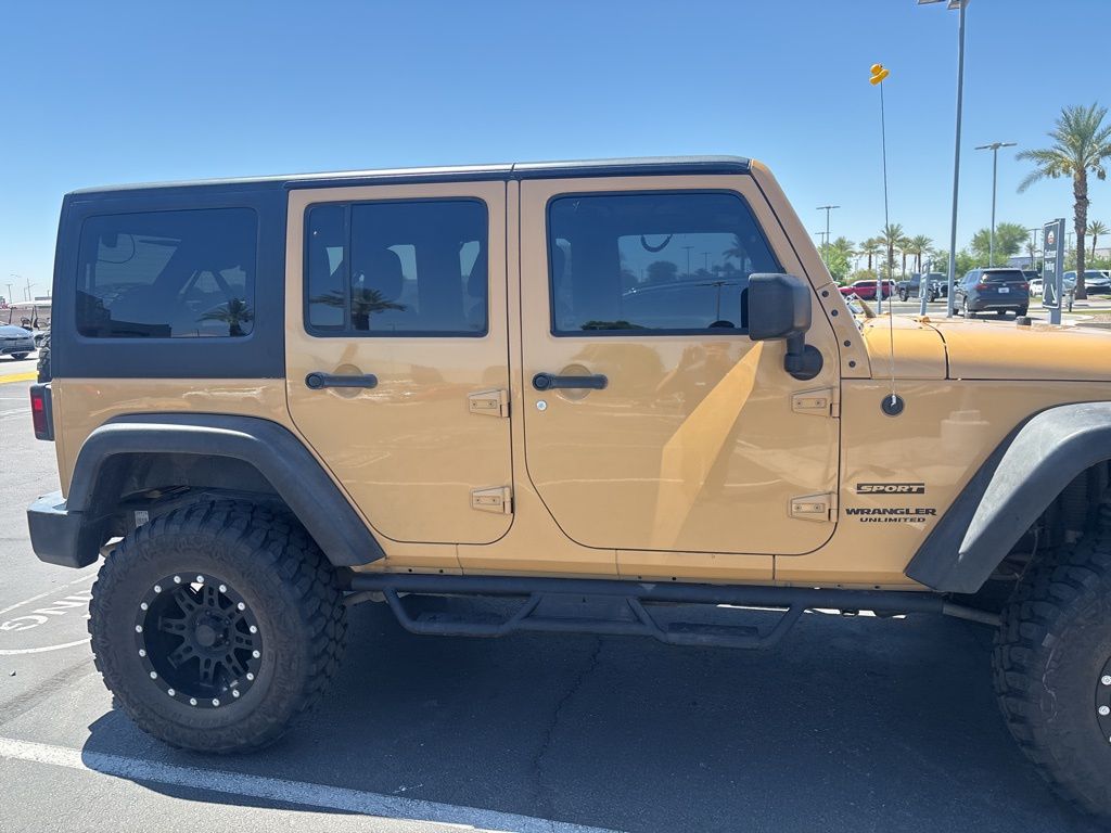 Thumbnail: 2014 Jeep Wrangler - 4