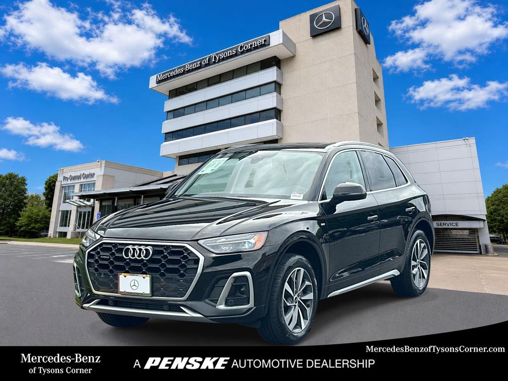 Thumbnail: 2023 Audi Q5 - 1