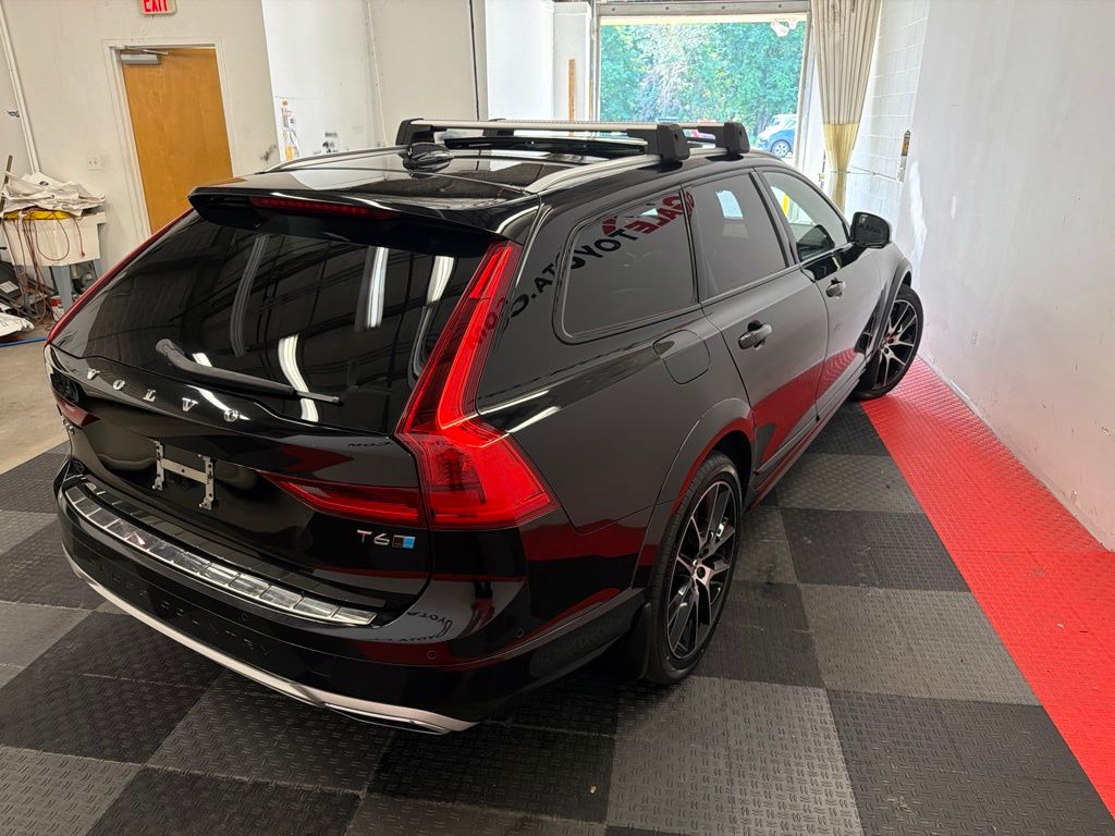 Used 2018 Volvo V90 Cross Country Wagon