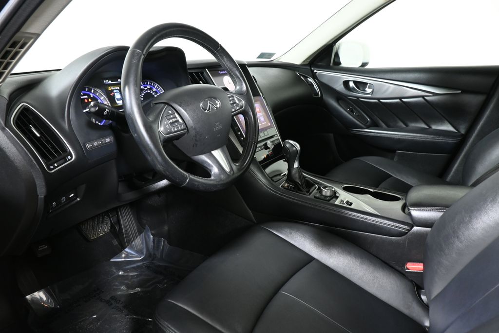 Thumbnail: 2016 INFINITI Q50 - 14