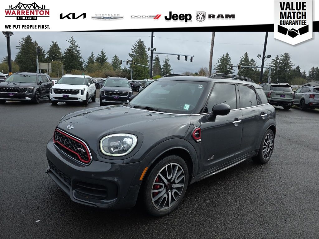 2018 MINI John Cooper Works Countryman Base