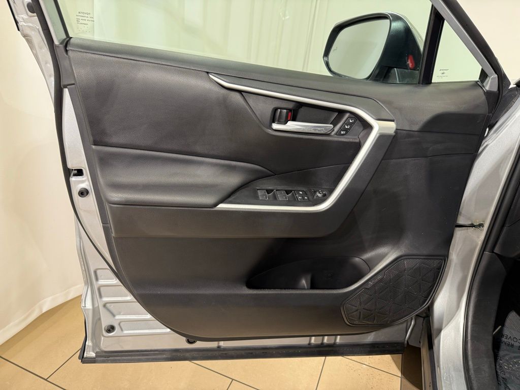 Thumbnail: 2024 Toyota RAV4 - 15