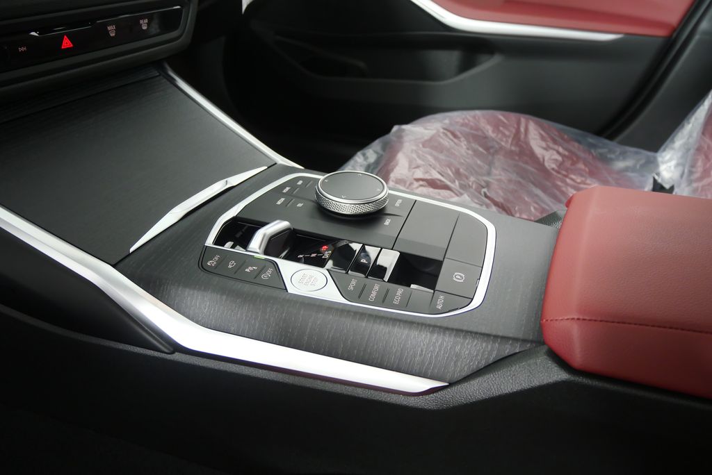 2025 BMW 3 Series 330i 22