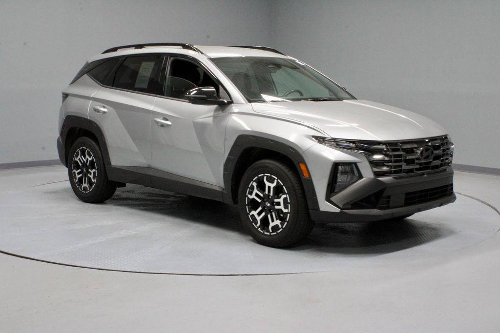 Shimmering Silver 2025 Hyundai Tucson SUV / Crossover All-Wheel Drive 8-Speed Automatic