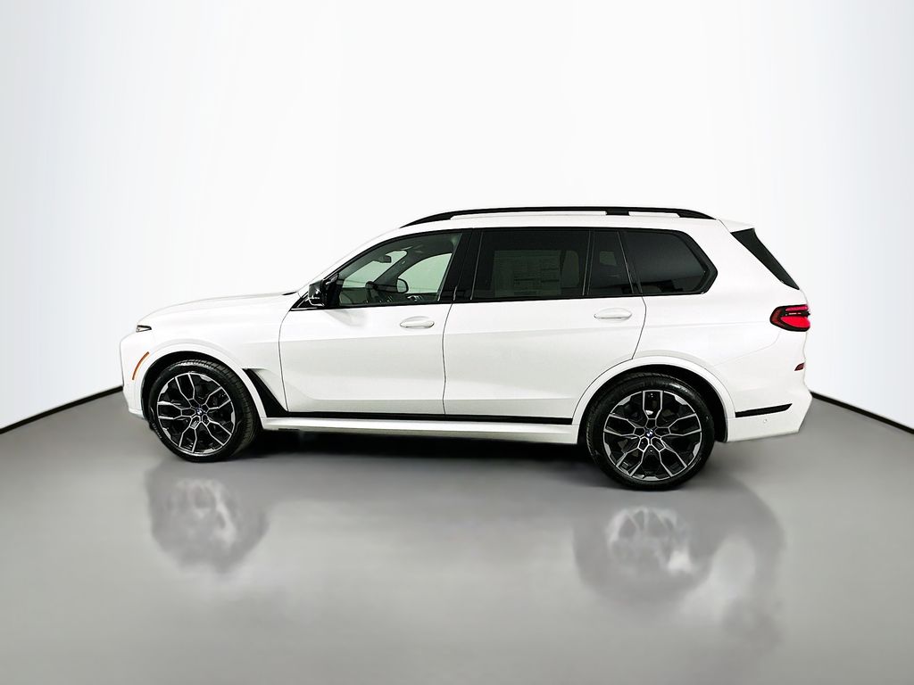 Thumbnail: 2026 BMW X7 - 8